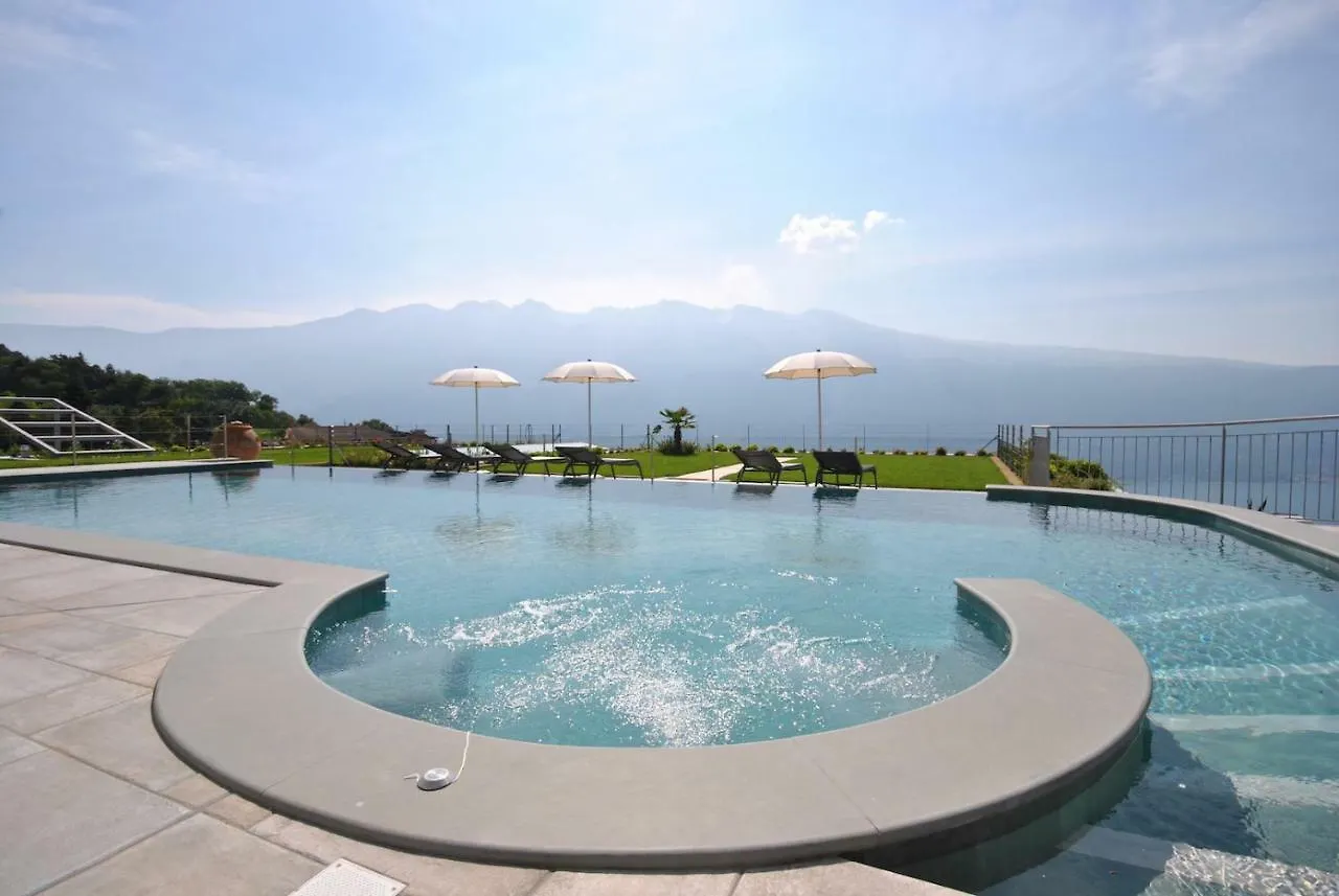 La Dolce Vita Relais - Hotel Gallo Tignale 0*,
