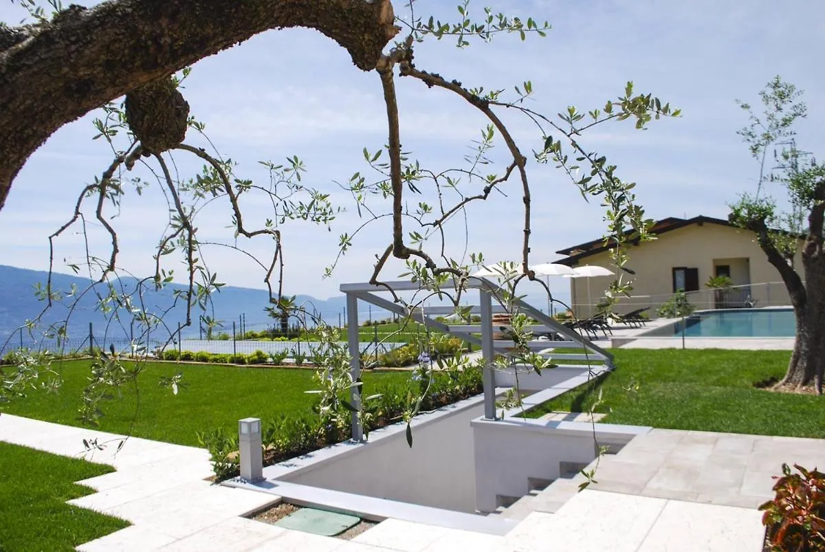 La Dolce Vita Relais - Hotel Gallo Tignale Apartment